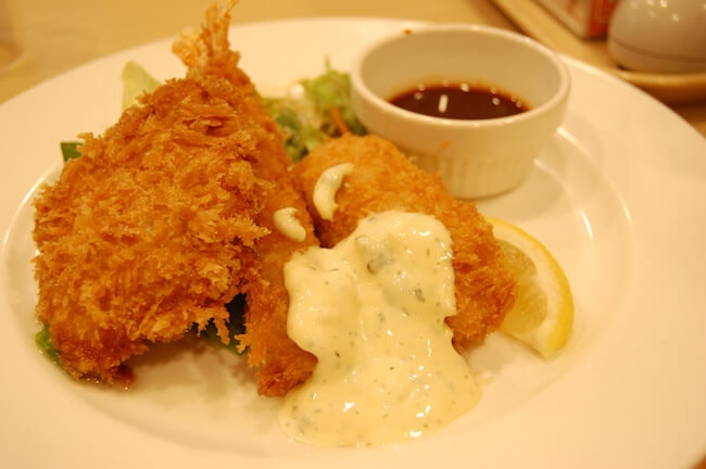 「ファミレスデート」はアリ？女性アンケート調査結果