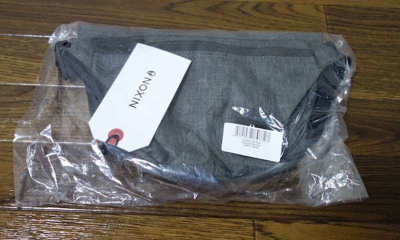 nixon TRESTLES HIP PACK BAG を触ってレビュー