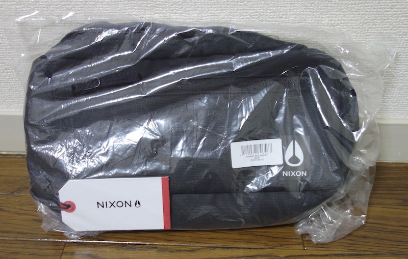 NIXON FOUNTAIN SLING PACK III BAG NC2816を触ってレビュー