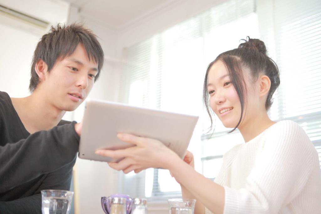 女性ライターが教える デートの誘い方講座 気になるあの子をデートに誘ってみよう モテちゃん